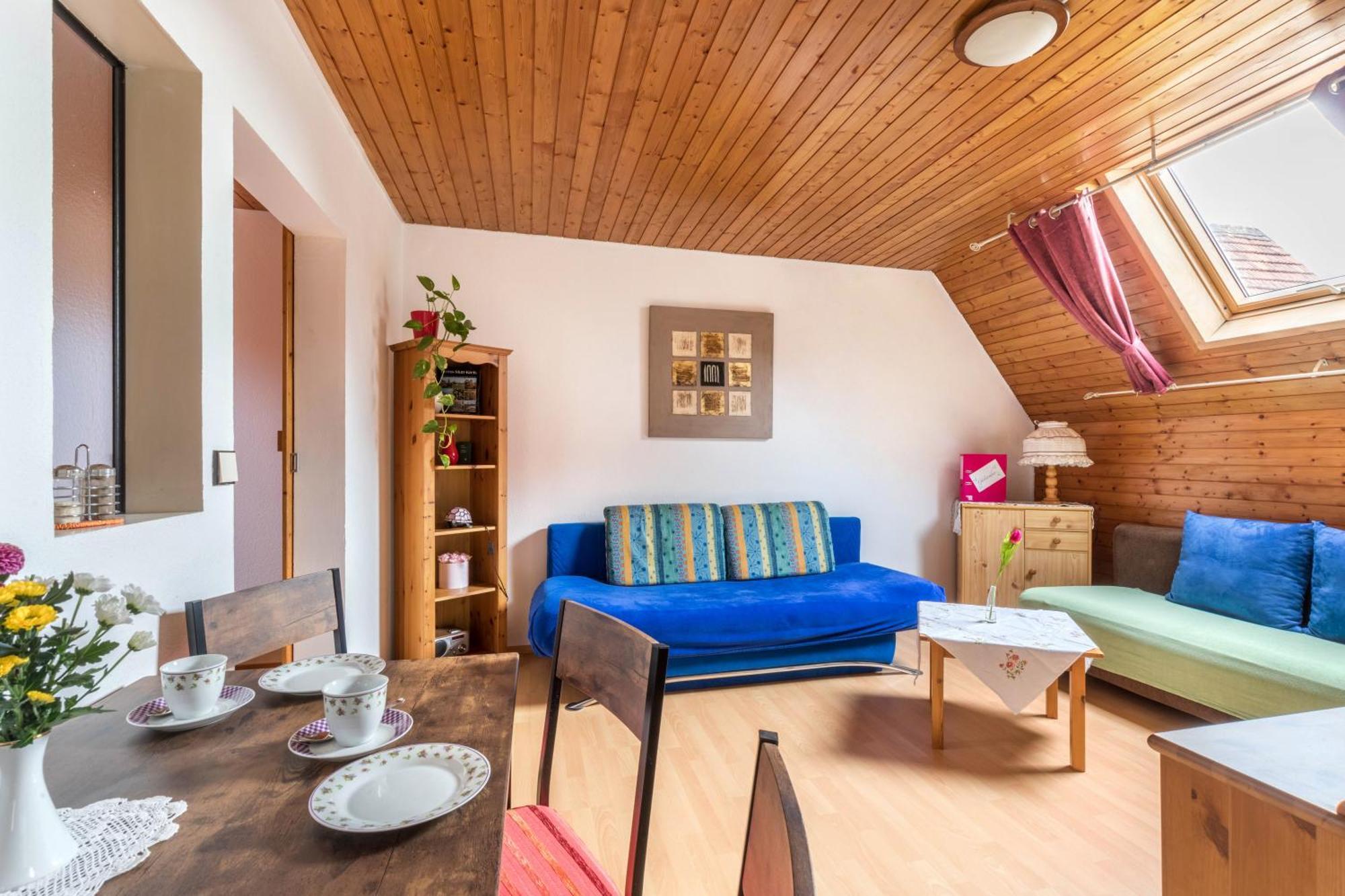 Apartmenthaus Ferienwohnungen Sila Weinstadt Zewnętrze zdjęcie