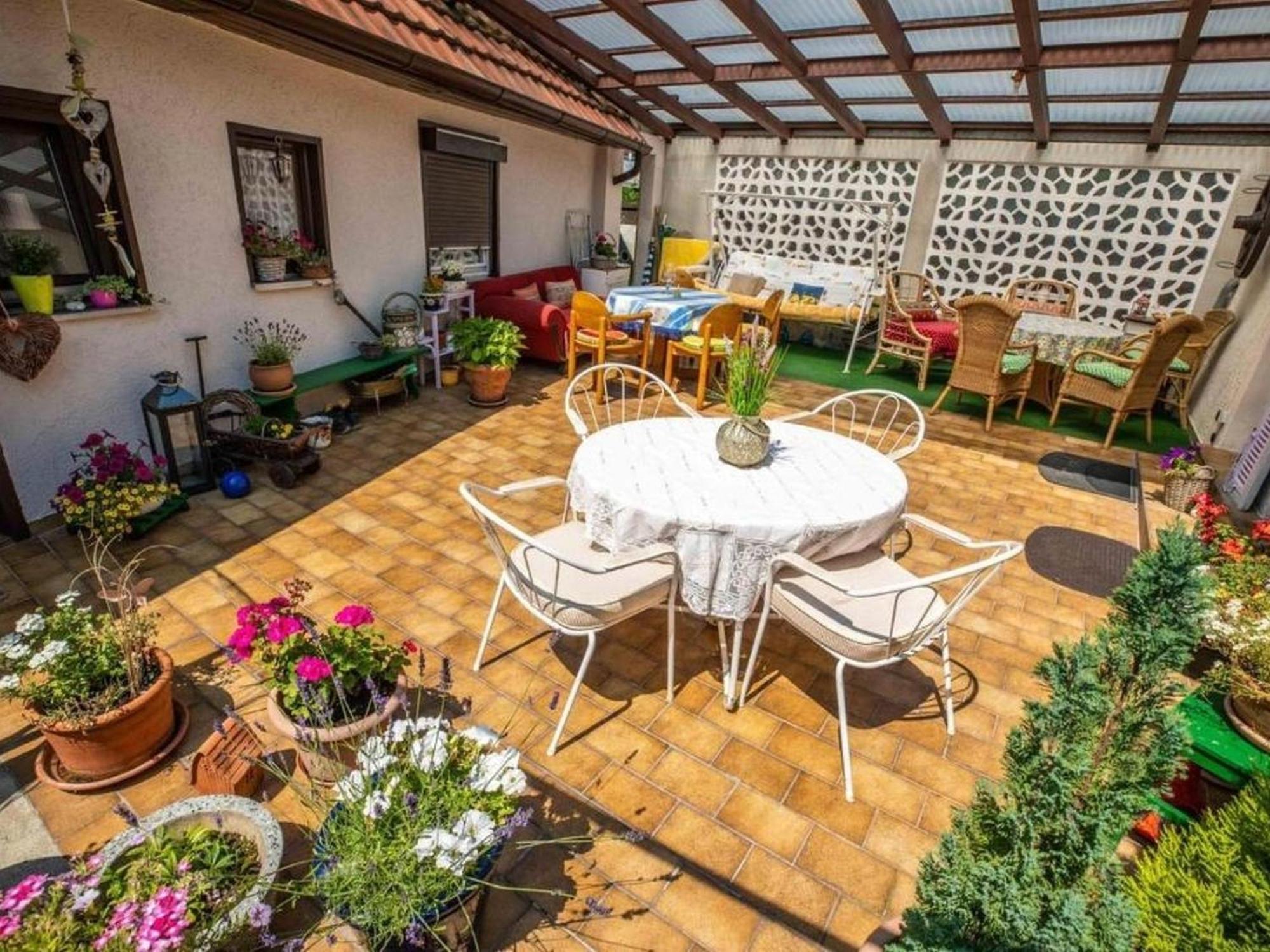 Apartmenthaus Ferienwohnungen Sila Weinstadt Zewnętrze zdjęcie